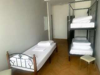 Гостиница Bla Bla Hostel Rostov Ростов-на-Дону Четырехместный номер №404, №408-4