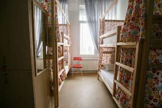 Гостиница Bla Bla Hostel Rostov Ростов-на-Дону Нижнее место в 6-местном номере для Женщин №500-2