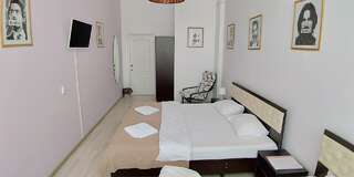 Гостиница Bla Bla Hostel Rostov Ростов-на-Дону Трехместный номер №506-2