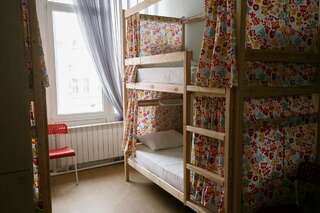 Гостиница Bla Bla Hostel Rostov Ростов-на-Дону Верхнее место в 6-местном номере для Женщин №500-2